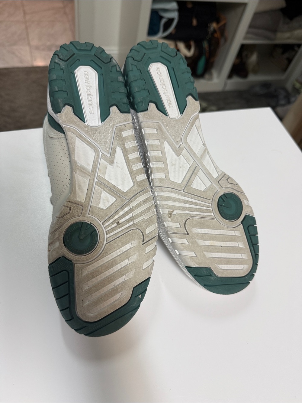 New Balance White and Green 550 Retro Low-Top Sneakers - Picture 7 of 7